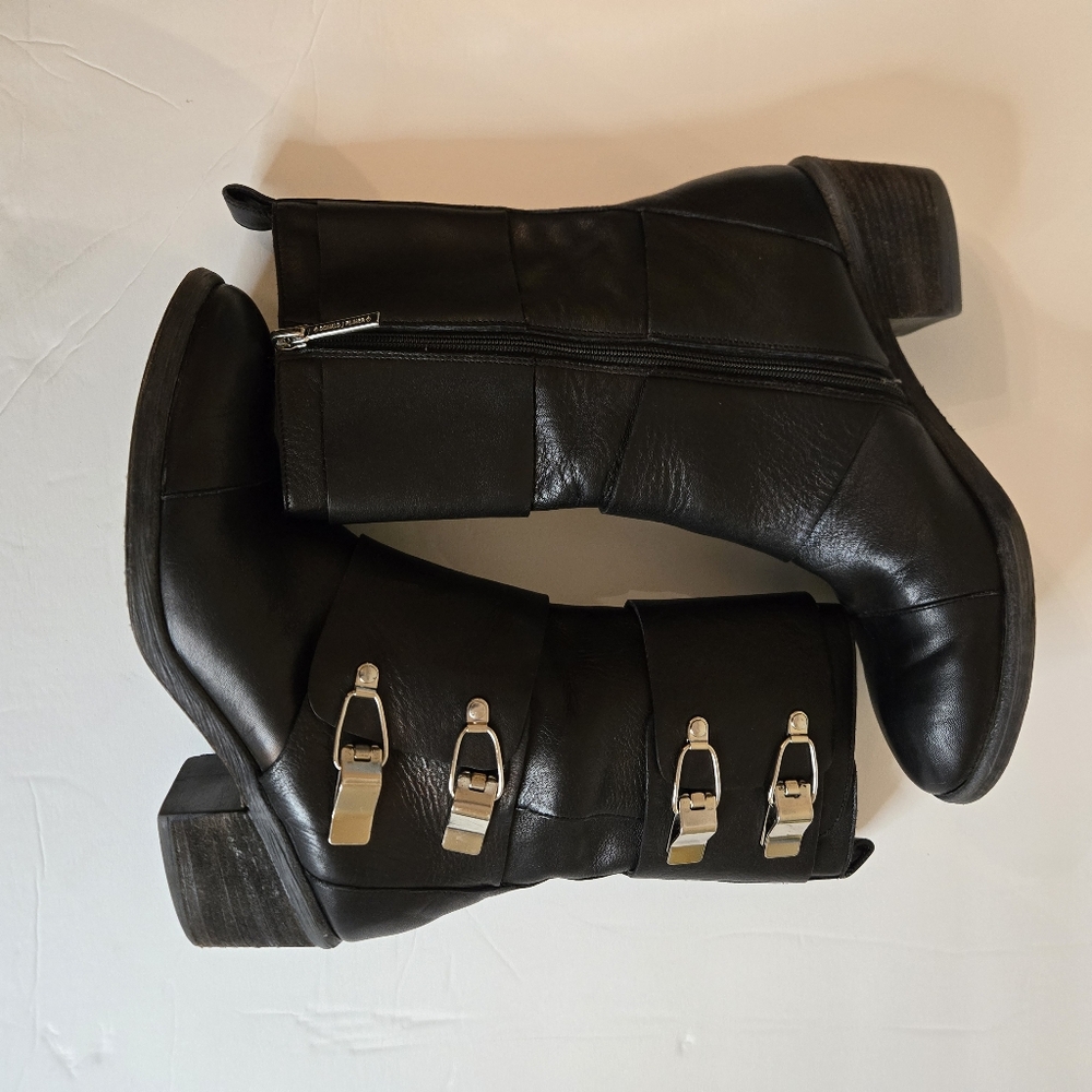 Donald J. Pliner Women's Black Leather Ankle Boots, Buckle, Sz. 6 - Picture 4 of 16